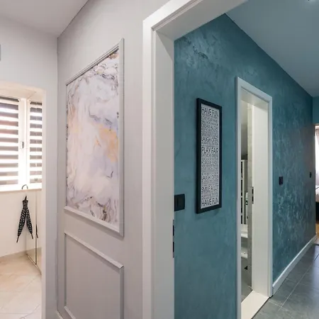 Sapphire With Free Private Parking *